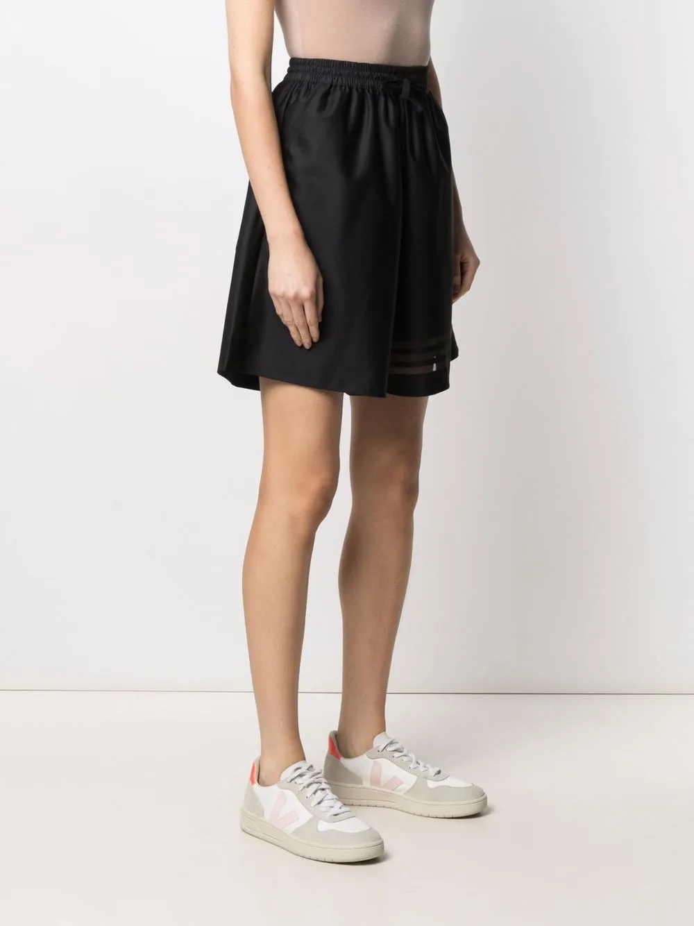 фото Adidas шорты с прозрачными полосками