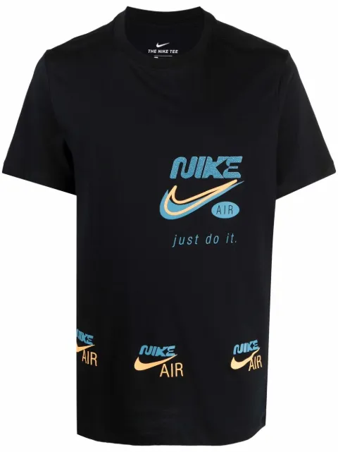 تيشيرتات Nike للرجال Farfetch الكويت