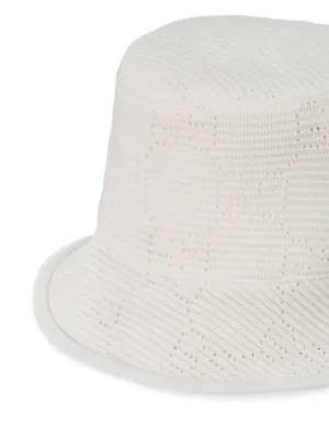 Nuova collezione di cappelli da duomo di Gucci su FARFETCH