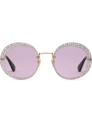 Scopri i nuovi occhiali da sole per donna di Gucci Eyewear su FARFETCH