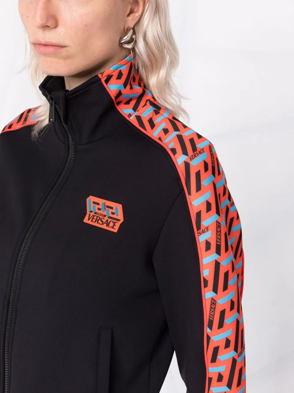 фото Versace спортивная куртка le greca