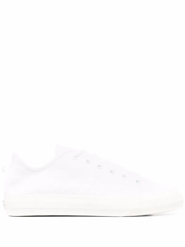 adidas originals nizza rf trainers in white canvas