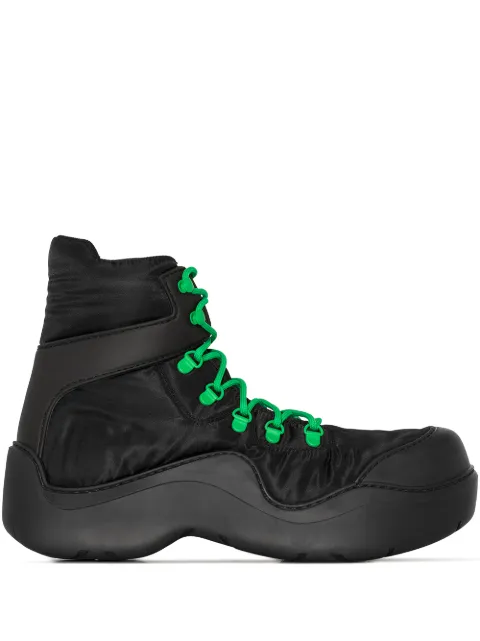 Bottega Veneta Bota Puddle com cadarço
