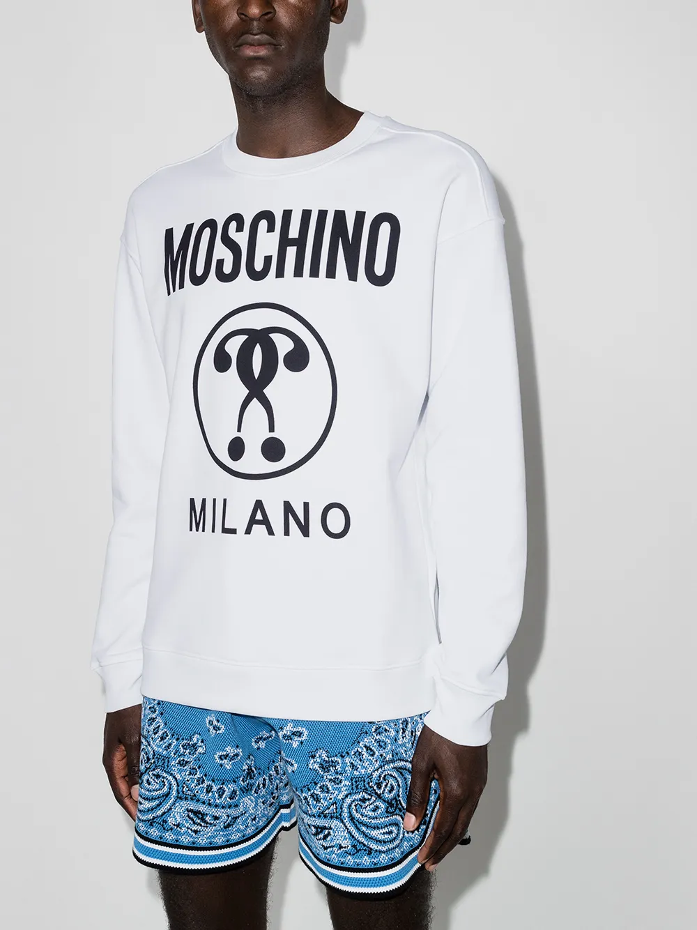 Image 2 of Moschino logo-print long-sleeve sweatshirt