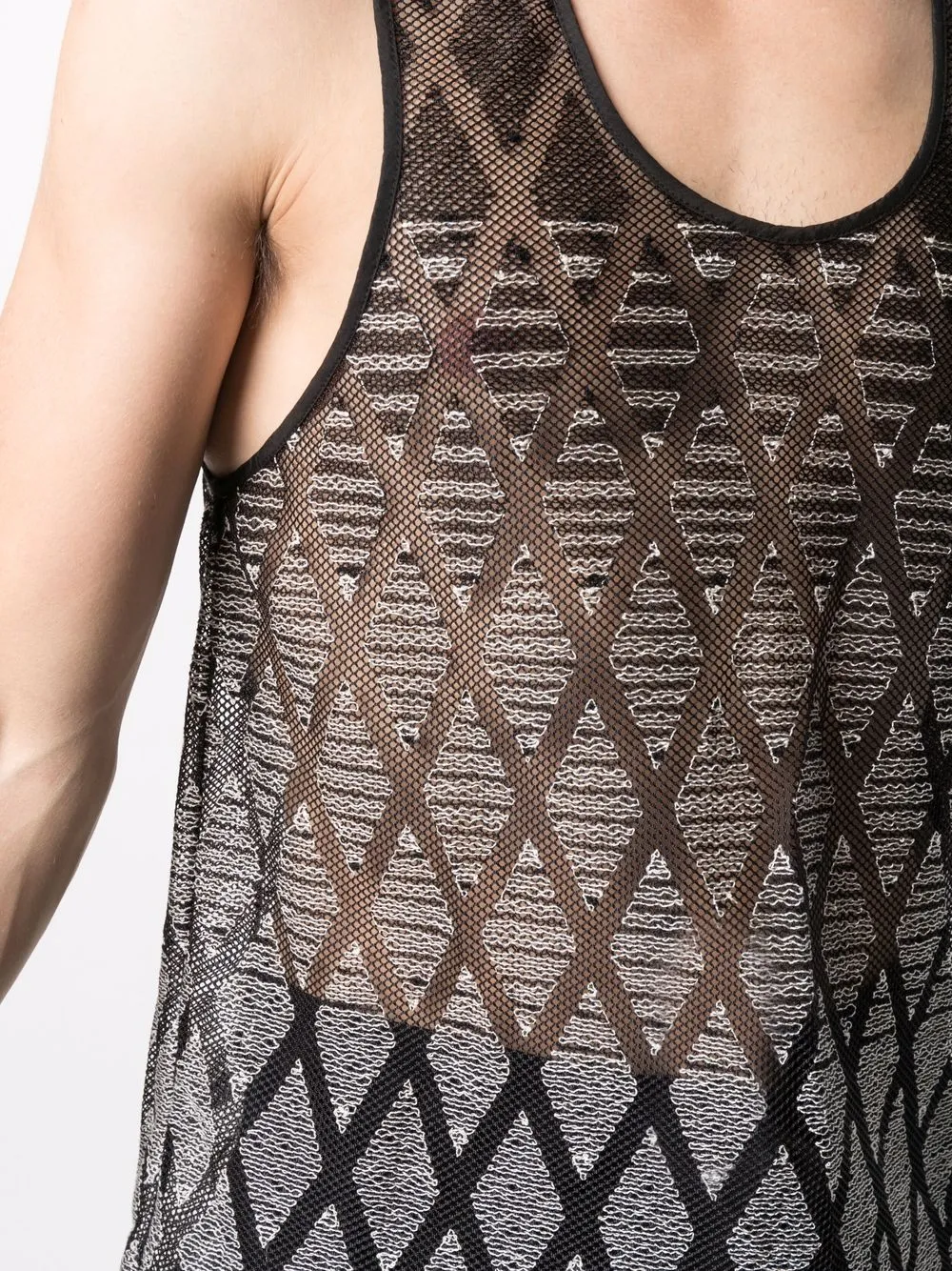 фото Emporio armani сетчатый топ без рукавов