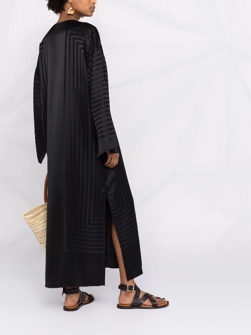 фото Totême striped silk tunic maxi dress