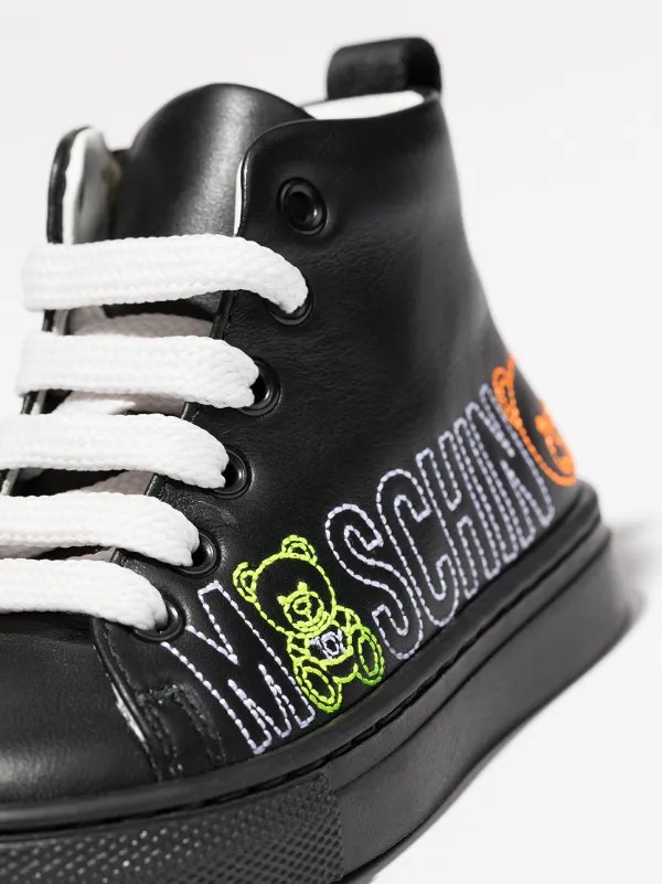 Moschino x converse hotsell