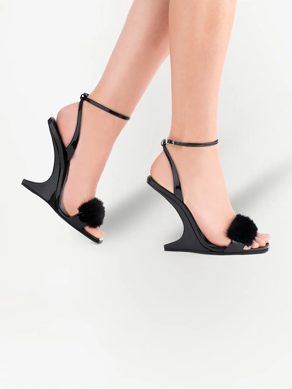 фото Giuseppe zanotti босоножки picard winter 100 на танкетке
