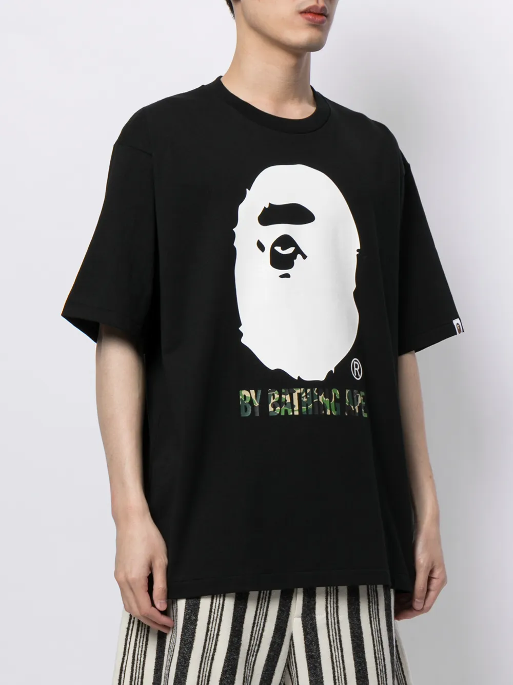 фото A bathing ape® футболка с графичным принтом