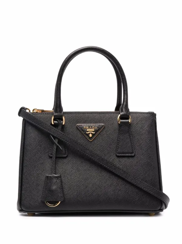 【関税&送料込】Prada Mini Tote Bag In Grainy Leather 29843782_59124467_600.jpg