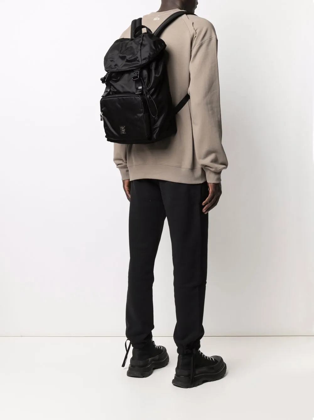 фото Givenchy рюкзак 4g shell