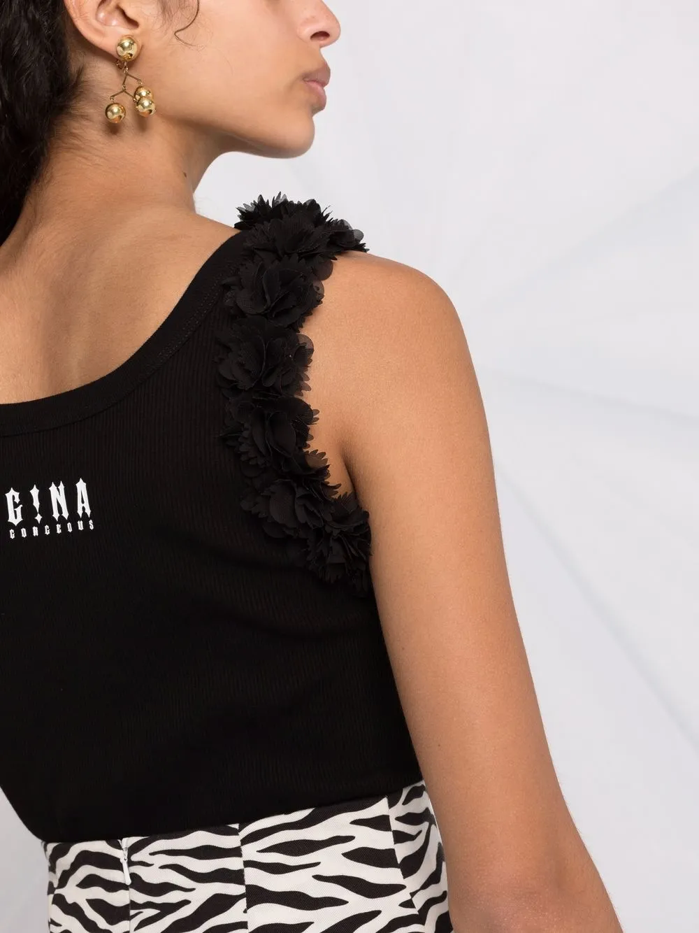 фото Gina топ с оборками