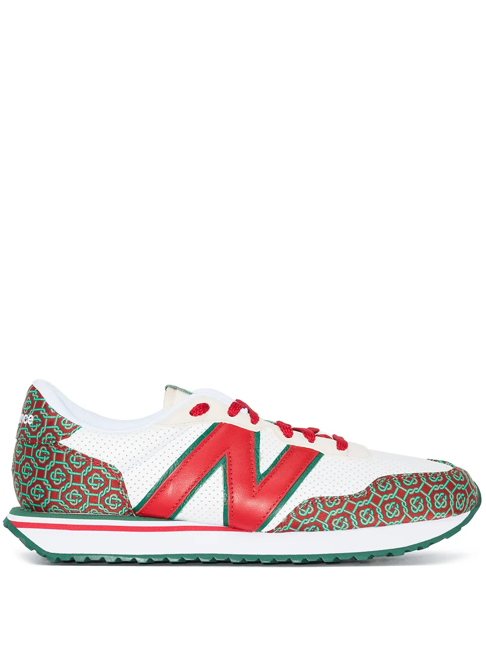 фото New balance кроссовки 327 из коллаборации с casablanca