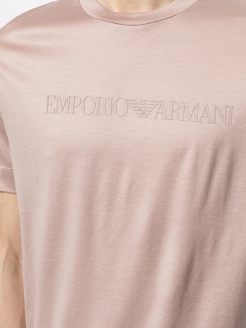 фото Emporio armani футболка с тисненым логотипом