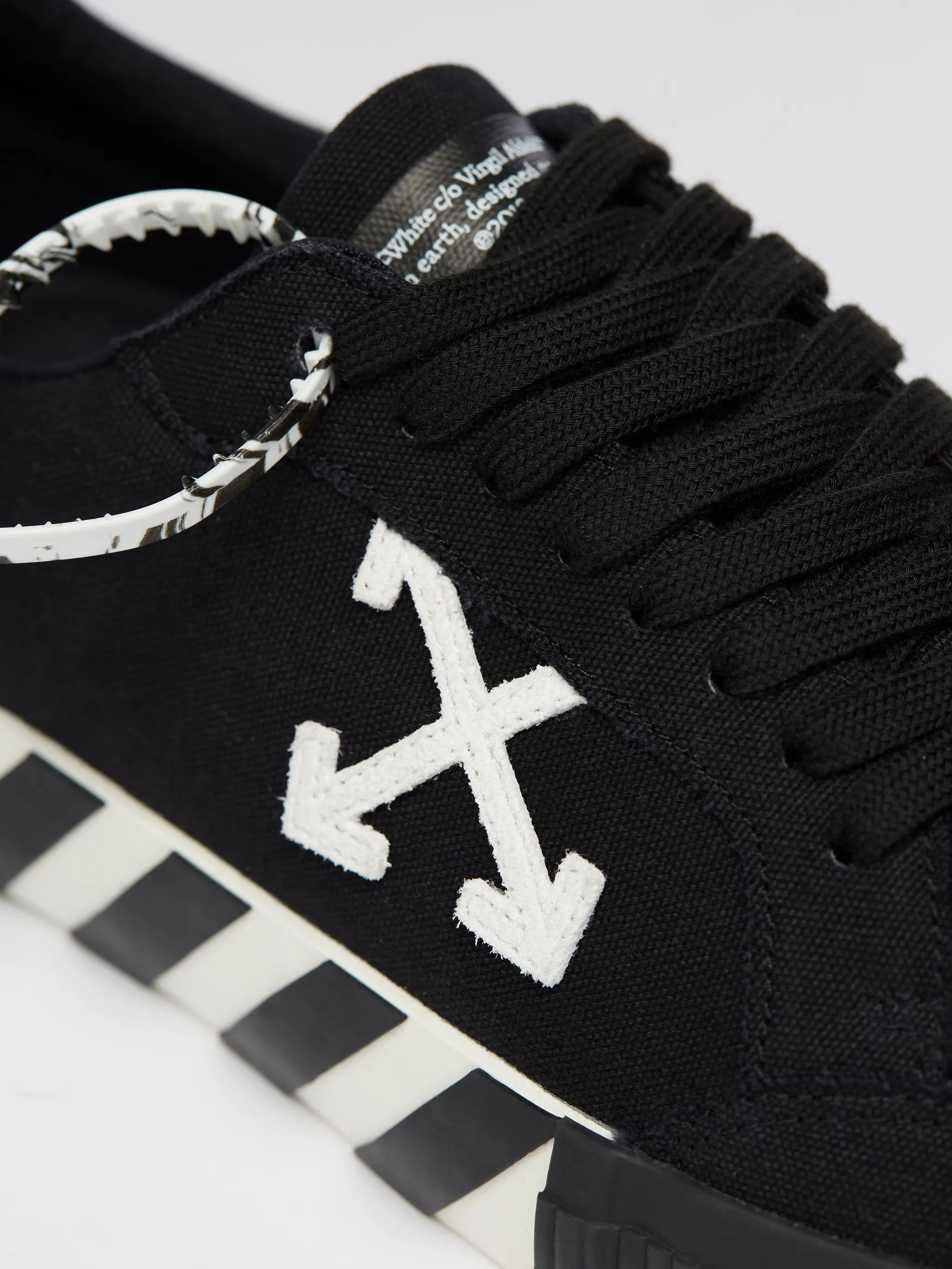 Low Vulcanized Sneakers | Off-White 