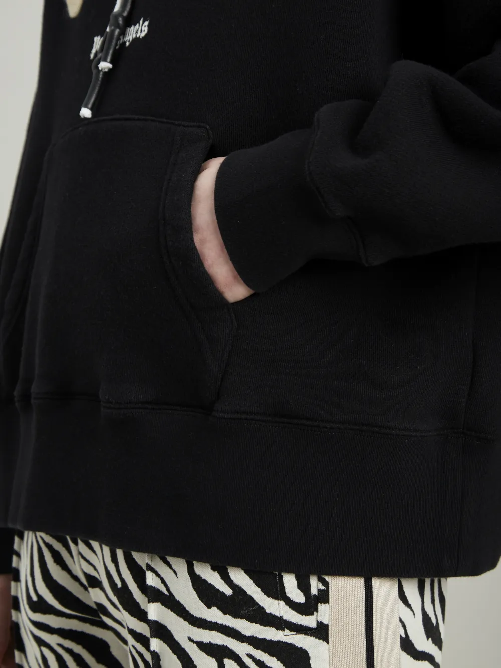 Bear Hoodie In Black - Palm Angels® Official