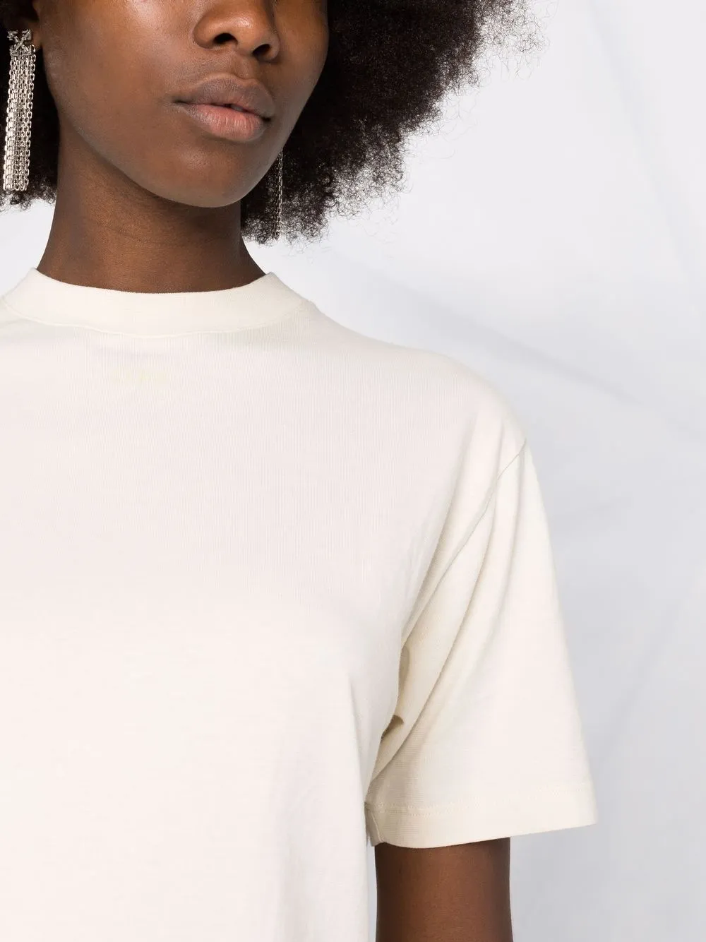 Off-White T-shirt van biologisch katoen met Arrow-print 0101 WHITE