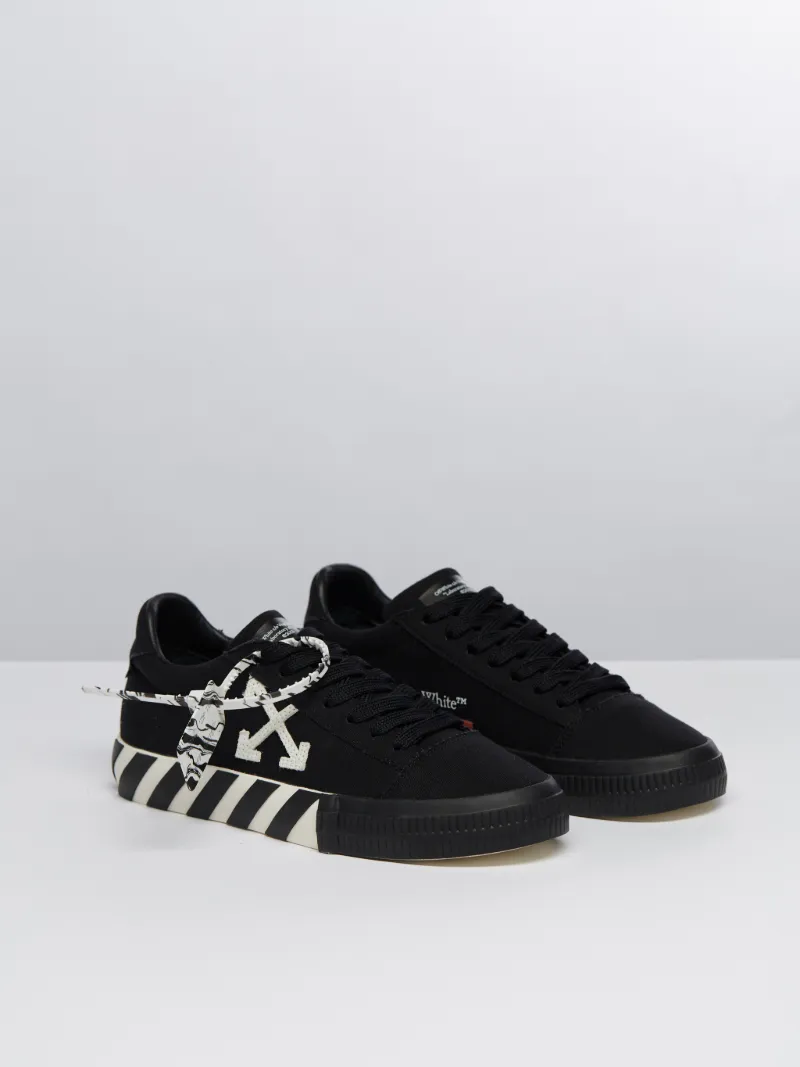 Vulcanized 低帮运动鞋