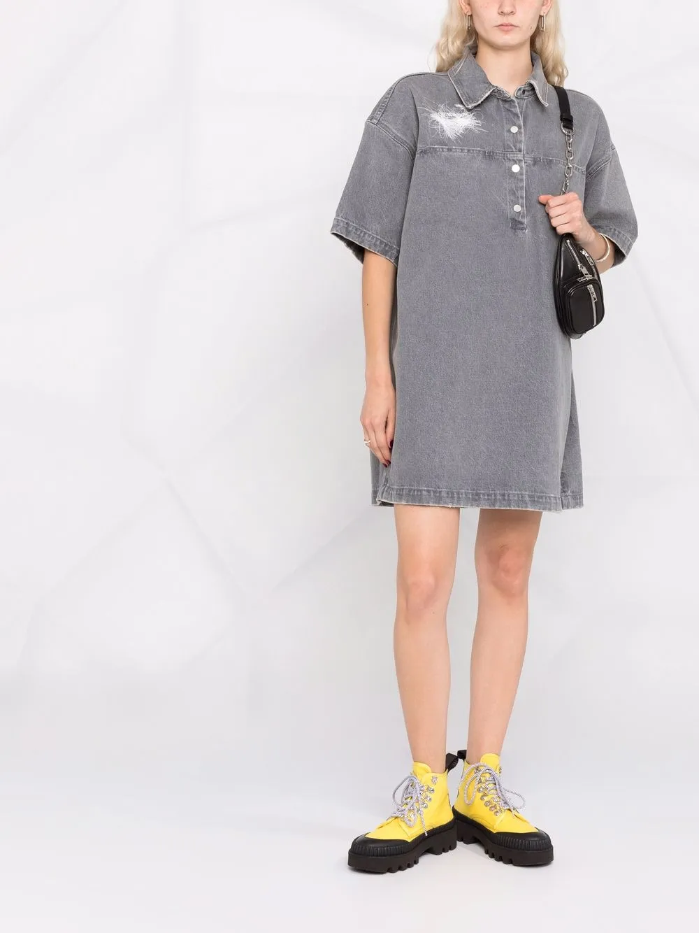 Image 2 of Off-White logo-print denim shirtdress