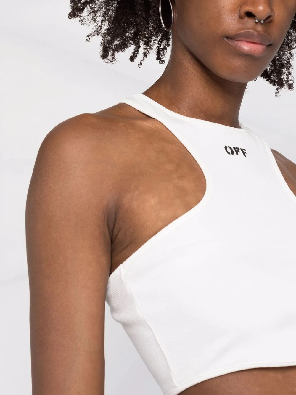 фото Off-white топ в рубчик с логотипом