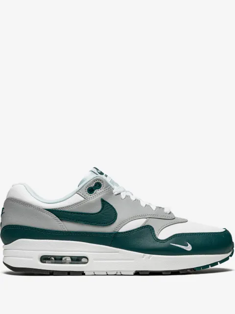 Nike Air Max 1 LV8 スニーカー