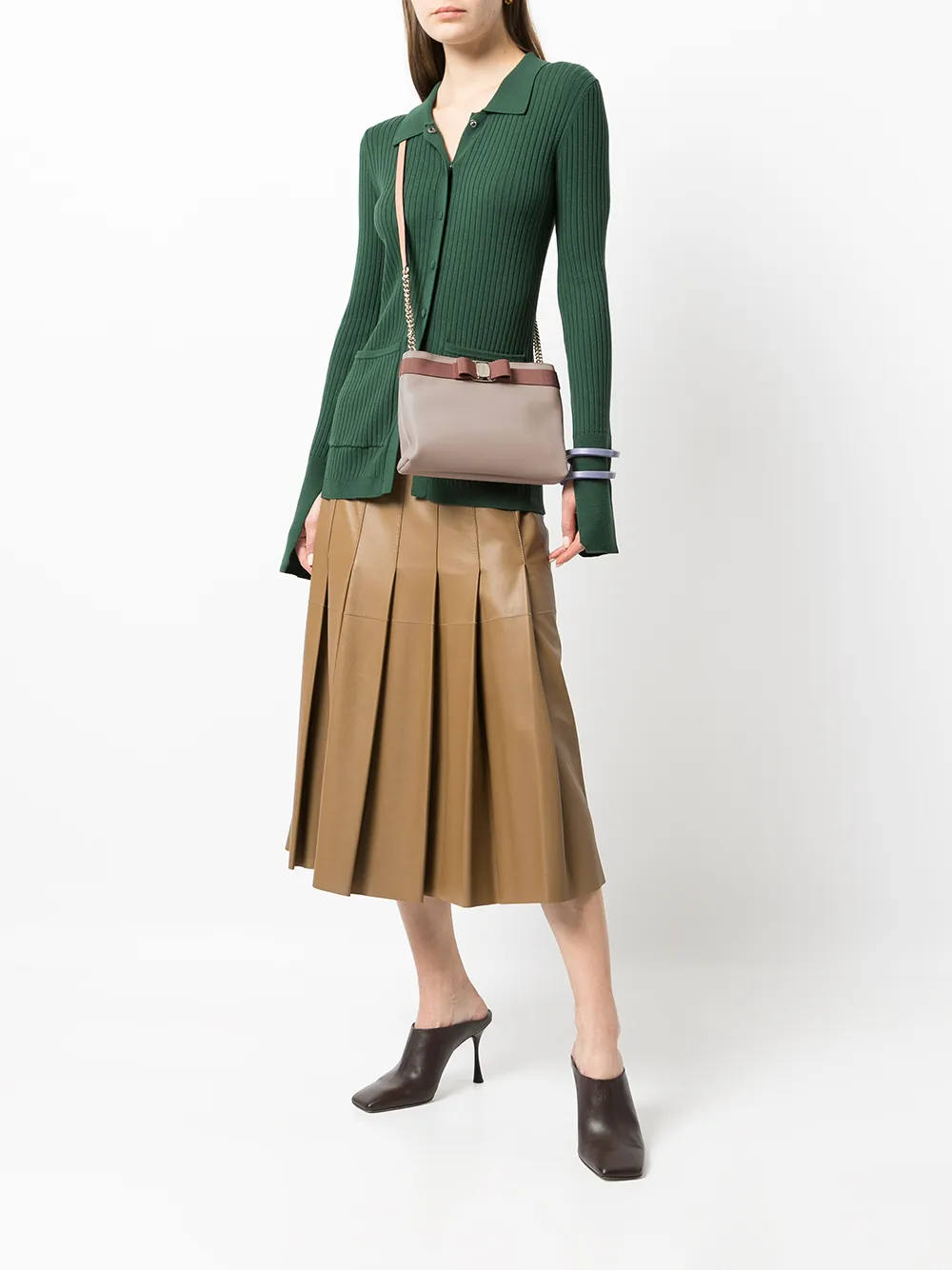 фото Salvatore ferragamo сумка на плечо с бантом