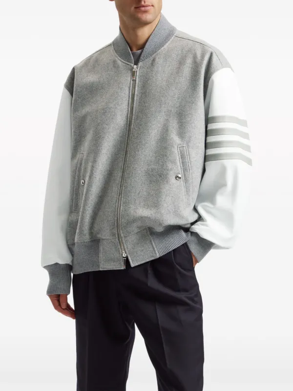 Thom Browne 4BARムートンジャケット
4BAR ムートンジャケット 三越伊勢丹 | THOM BROWNE/トムブラウン_men 通販 | メリノ