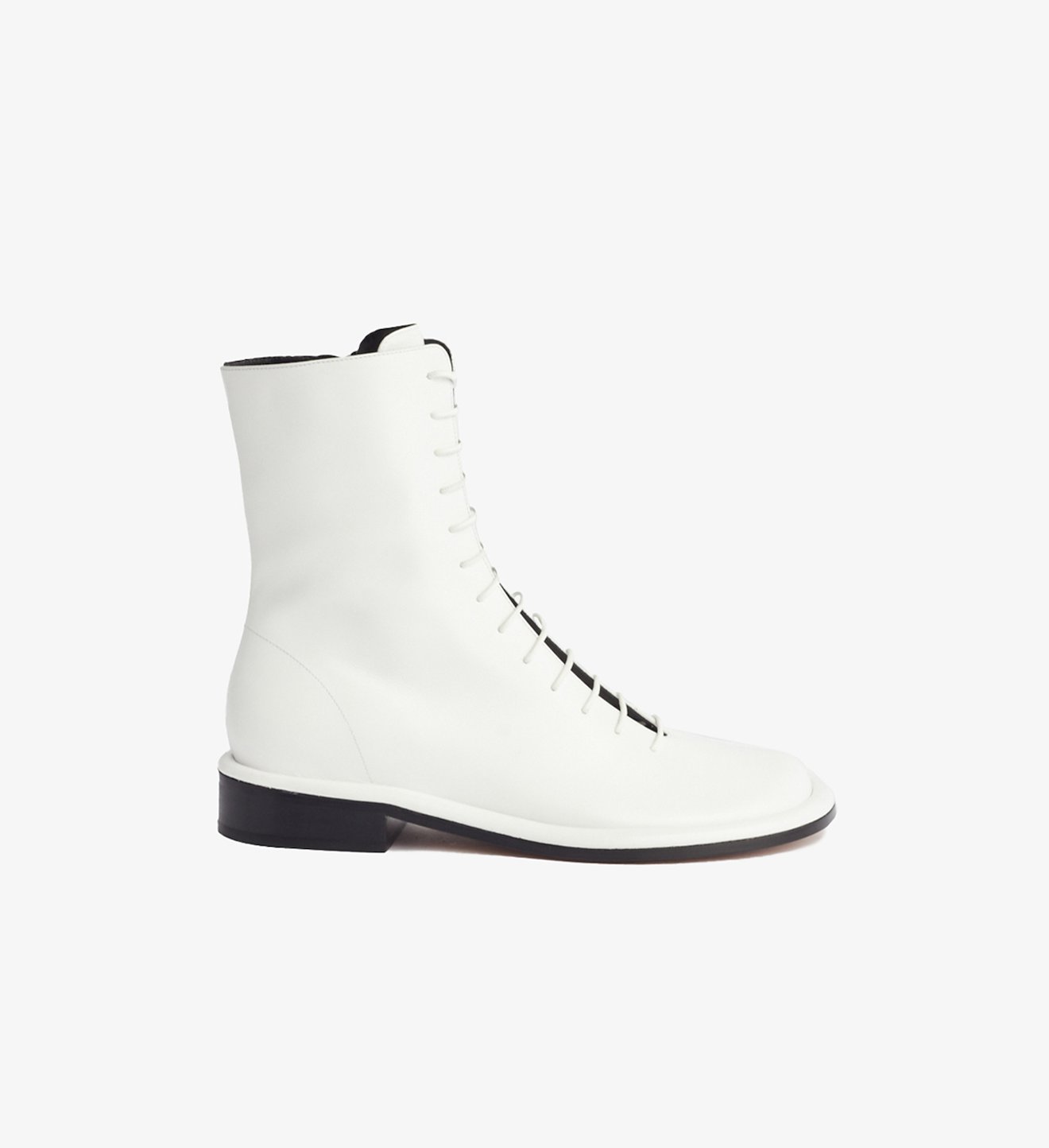 Pipe Lace up Boots