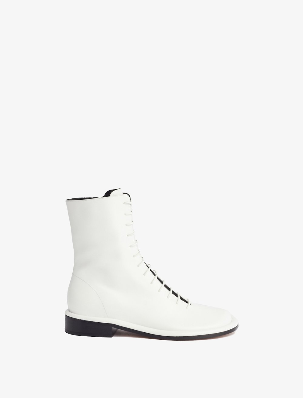 Pipe Lace up Boots