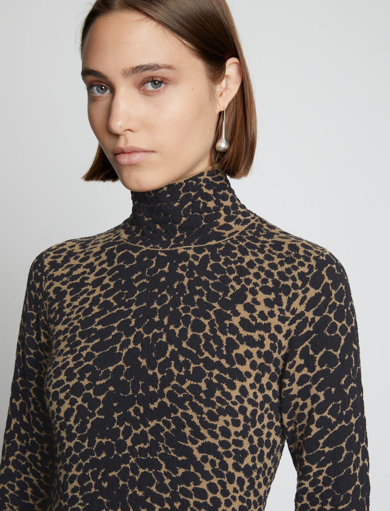 Dot Jacquard Turtleneck Sweater #4