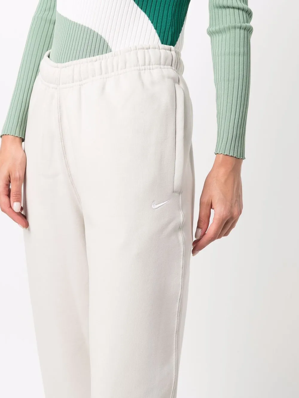 фото Nike спортивные брюки с вышитым логотипом