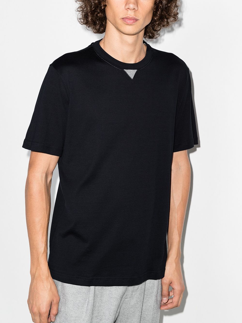 фото Eleventy classic crew neck t-shirt