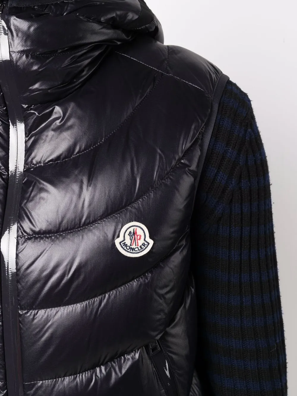 фото Moncler дутый жилет demy