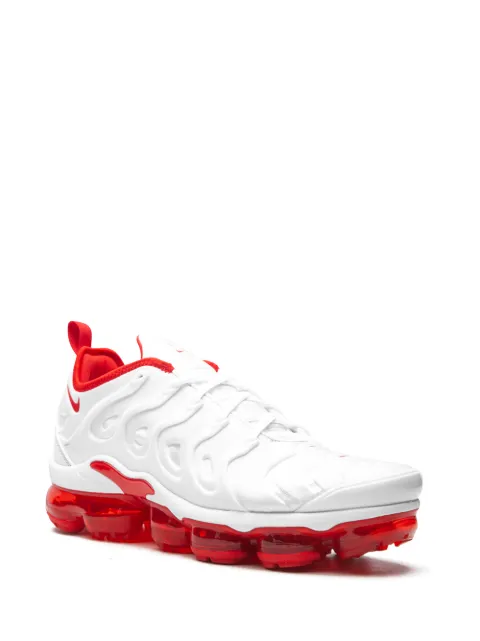 vapormax plus red sole