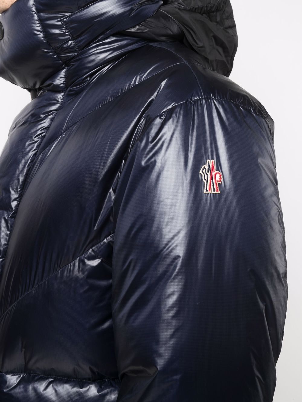 фото Moncler стеганая парка