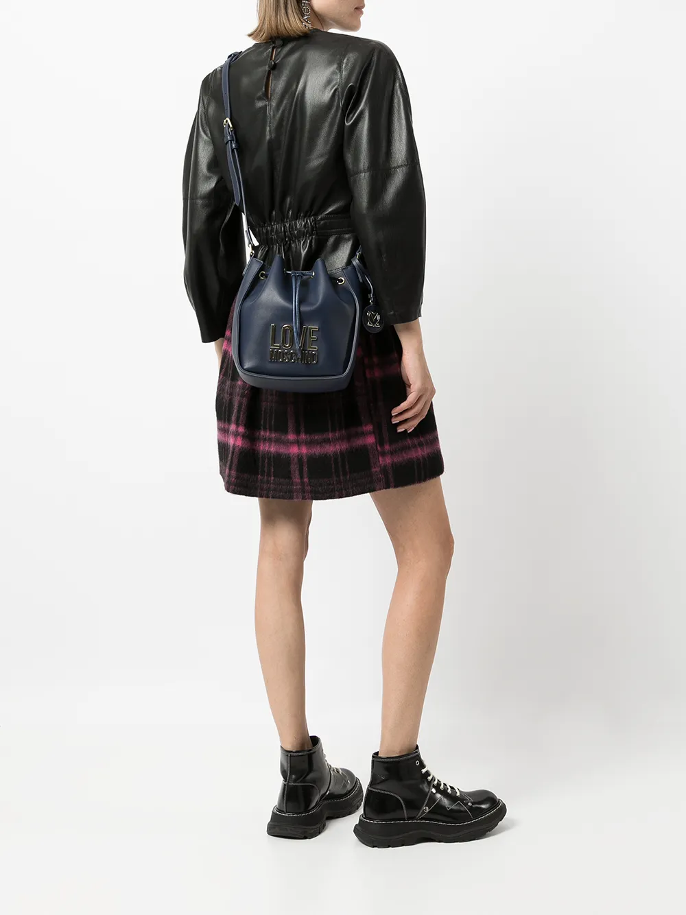 фото Love moschino сумка-ведро с логотипом