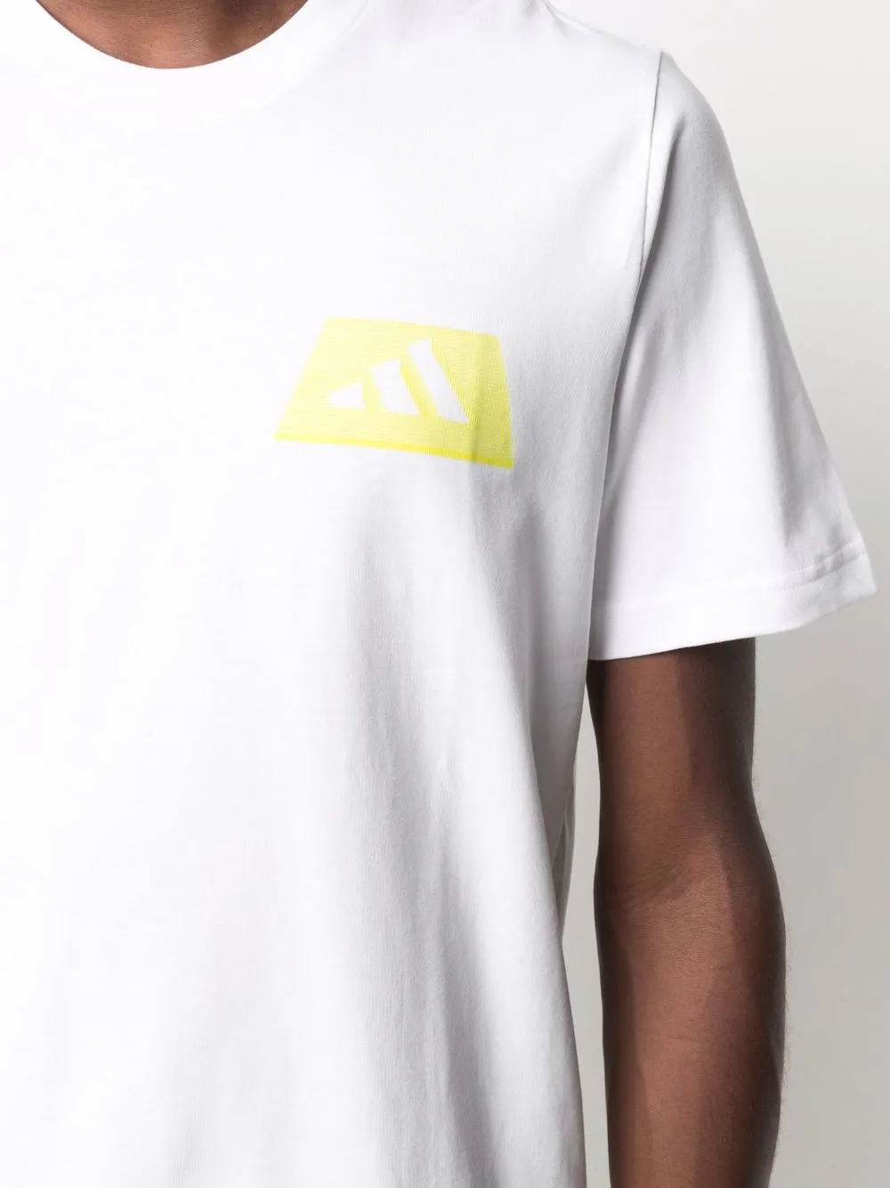 фото Adidas футболка с логотипом