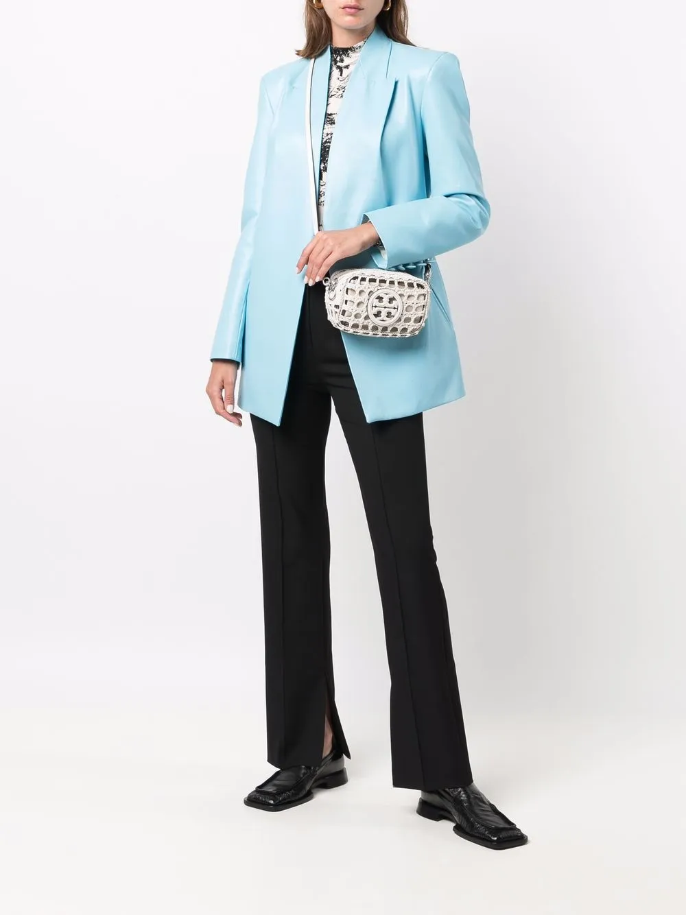 фото Tory burch плетеная сумка perry bombé