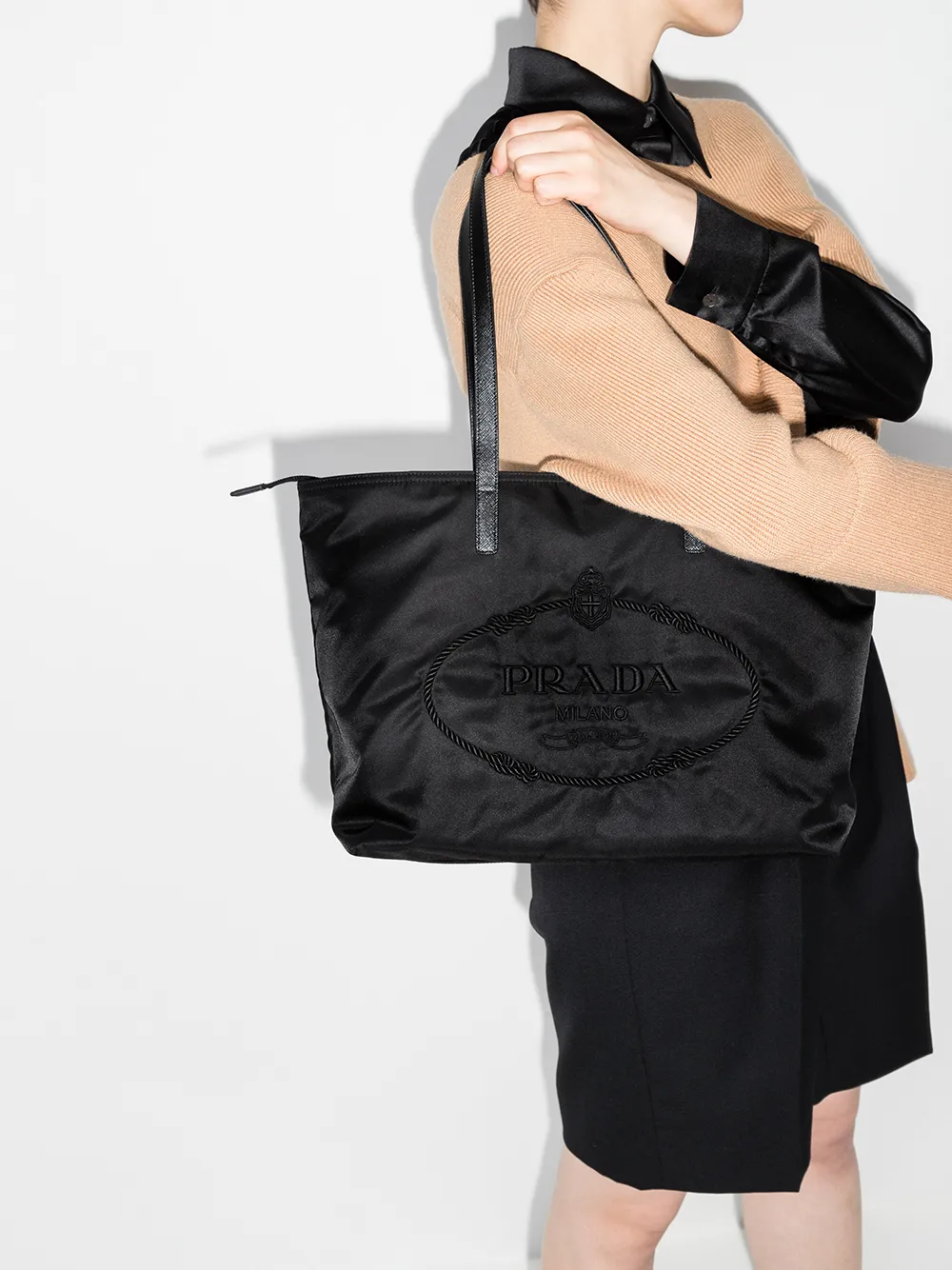 Bild 2 von Prada Re-Nylon Handtasche