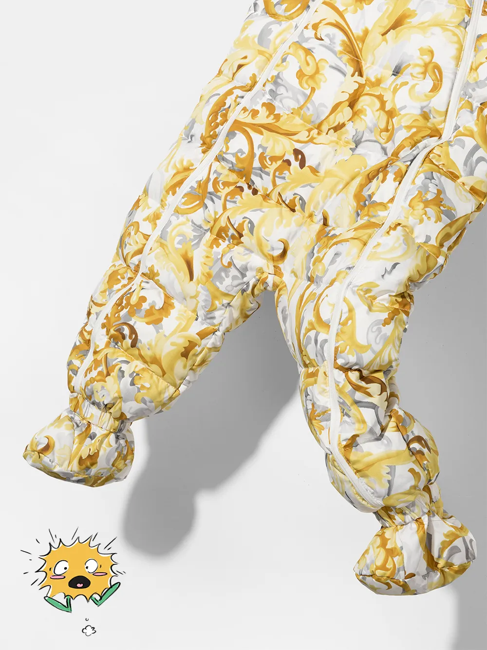 фото Versace kids дутый комбинезон с принтом