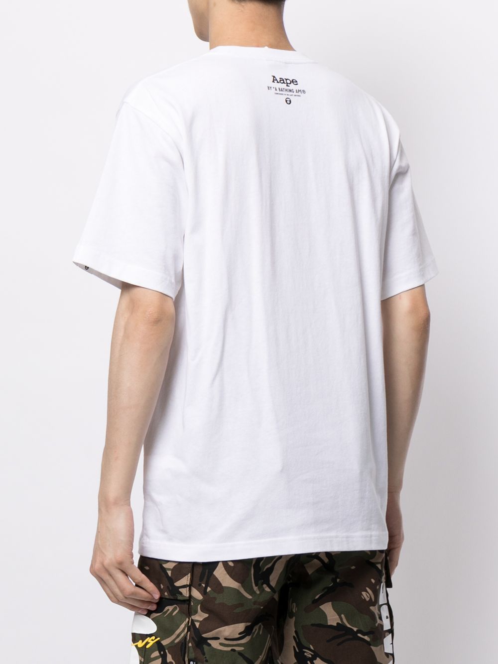 фото Aape by *a bathing ape® logo-print cotton t-shirt