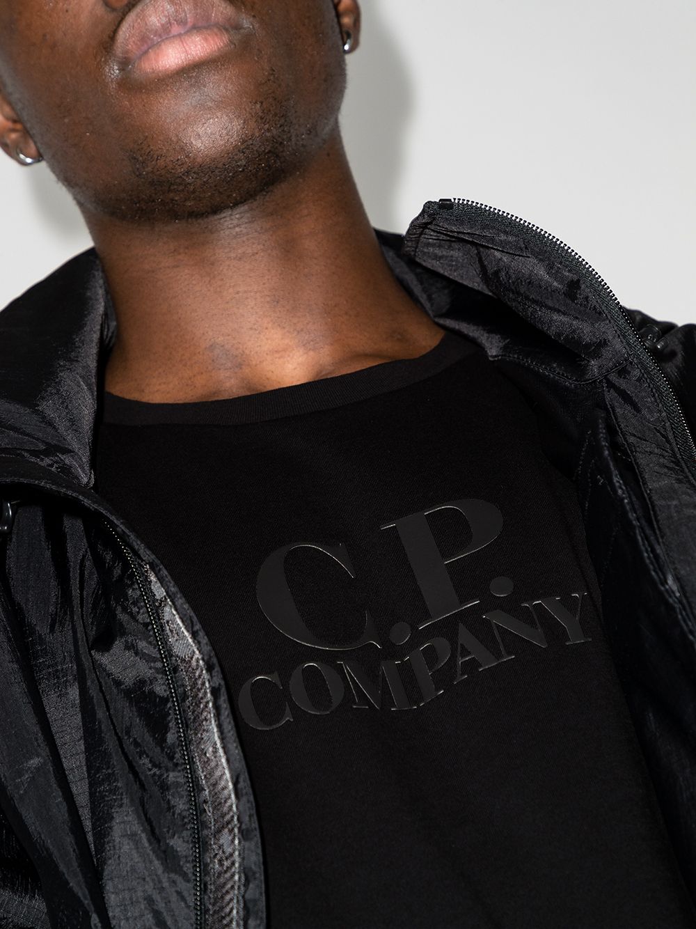 фото C.p. company cp clss chst lg ss tee blk