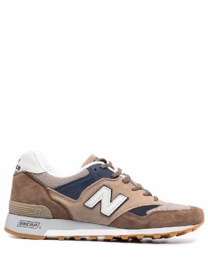 new balance marroni