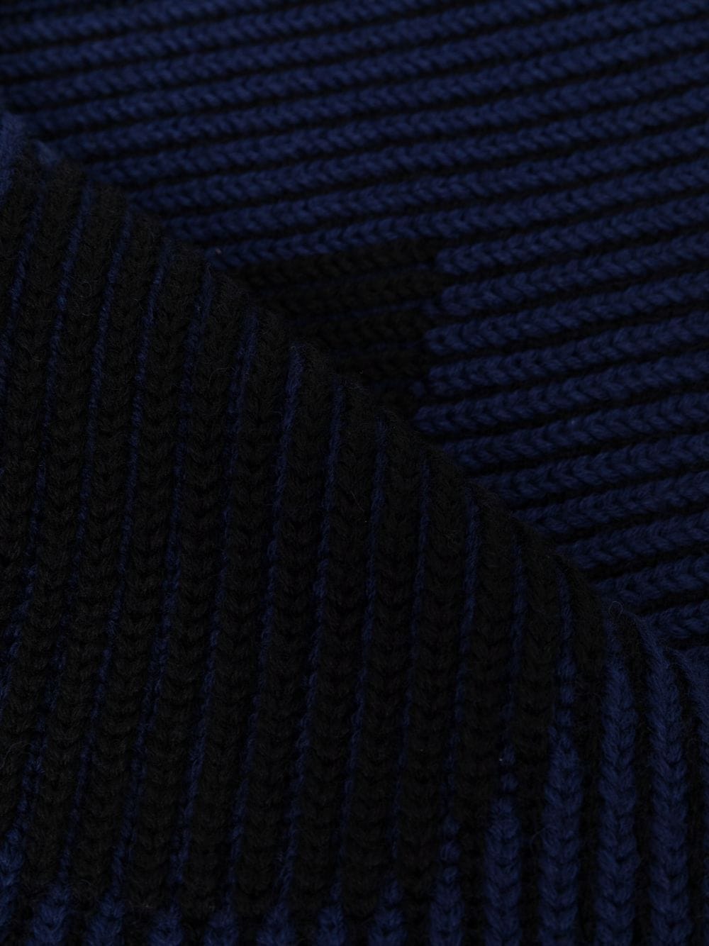 фото Balenciaga шарф с логотипом