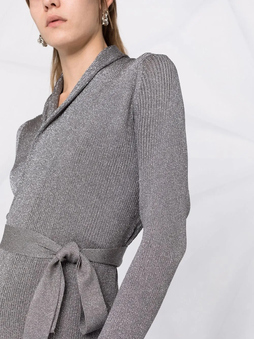 фото Balenciaga платье макси с эффектом металлик и поясом