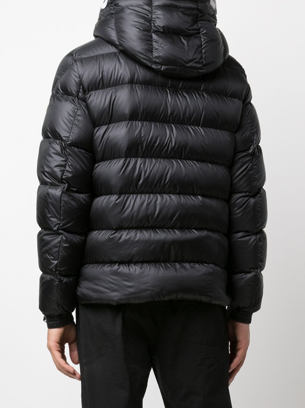 фото Moncler пуховик salzman