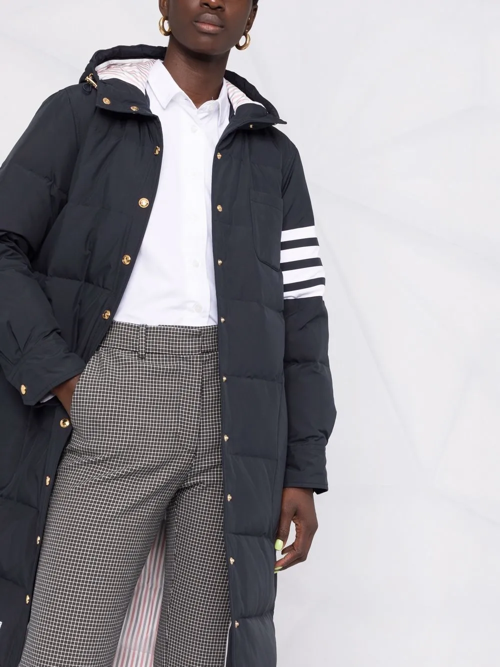 фото Thom browne пуховик с полосками 4-bar