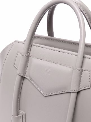 4G-motif padlock-detail tote bag展示图