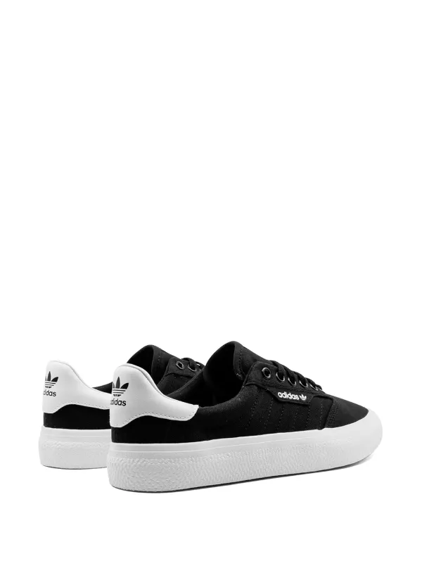 Adidas vulc 3mc 2025