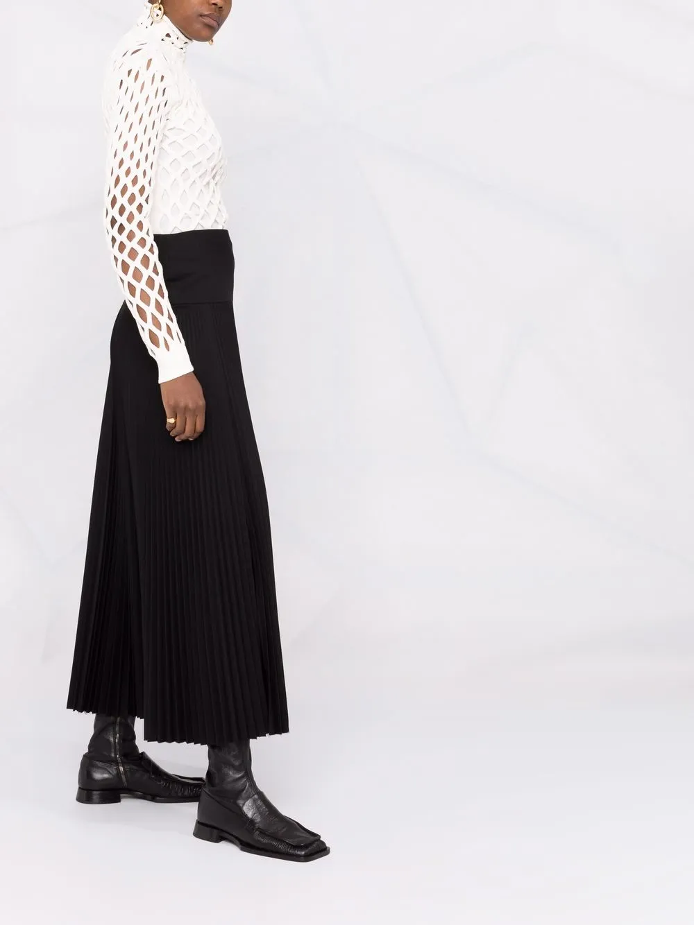 cut-out knitted jumper